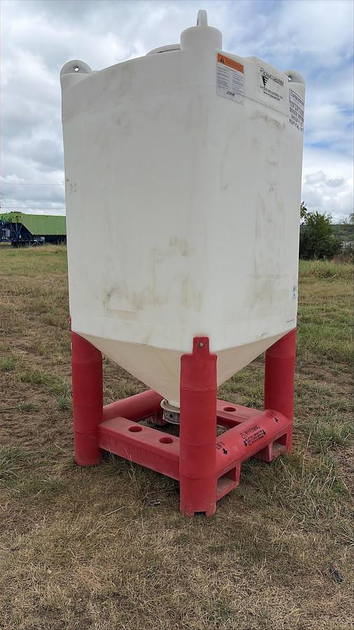 Used Snyder Flow Master Hopper