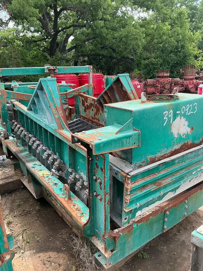 Used Derrick Shaker