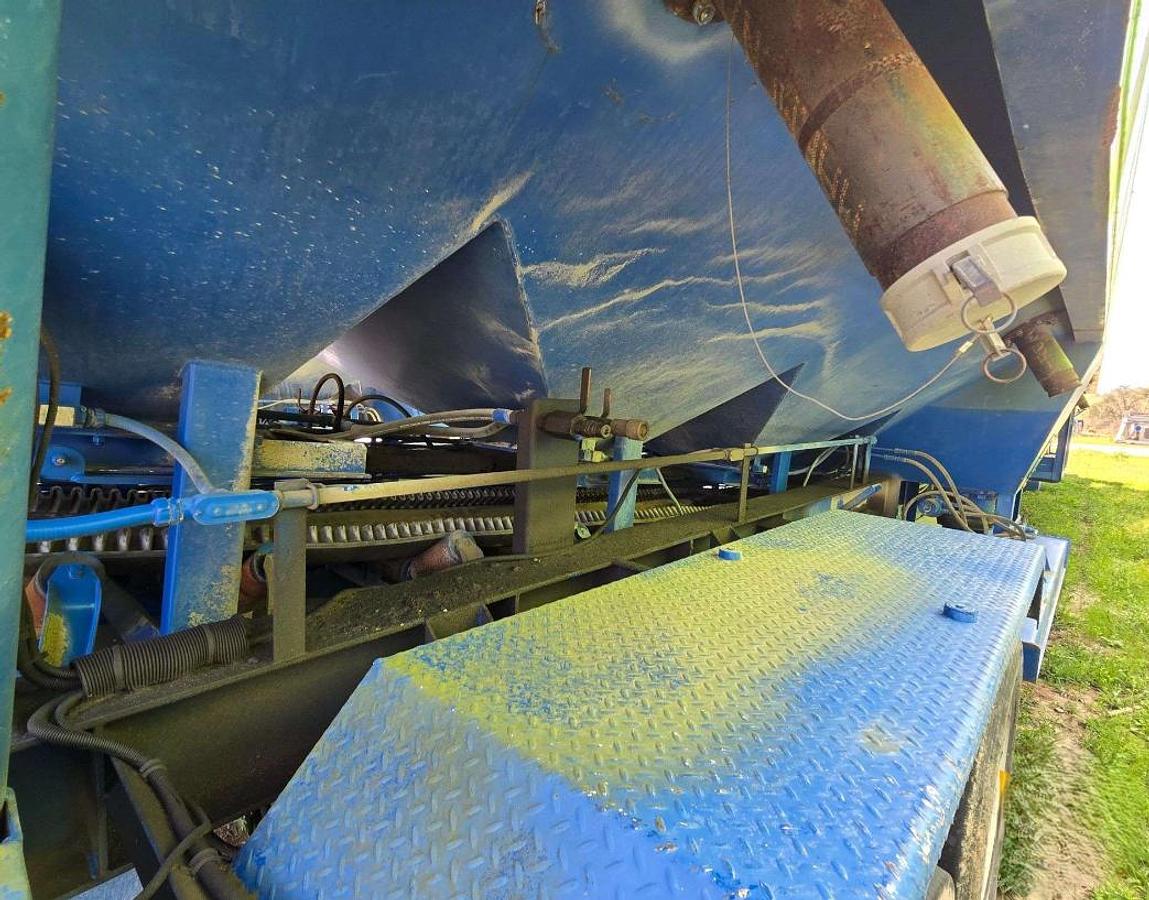 Used 2012 APPCO FS-40 T/A SAND HOG TRAILER