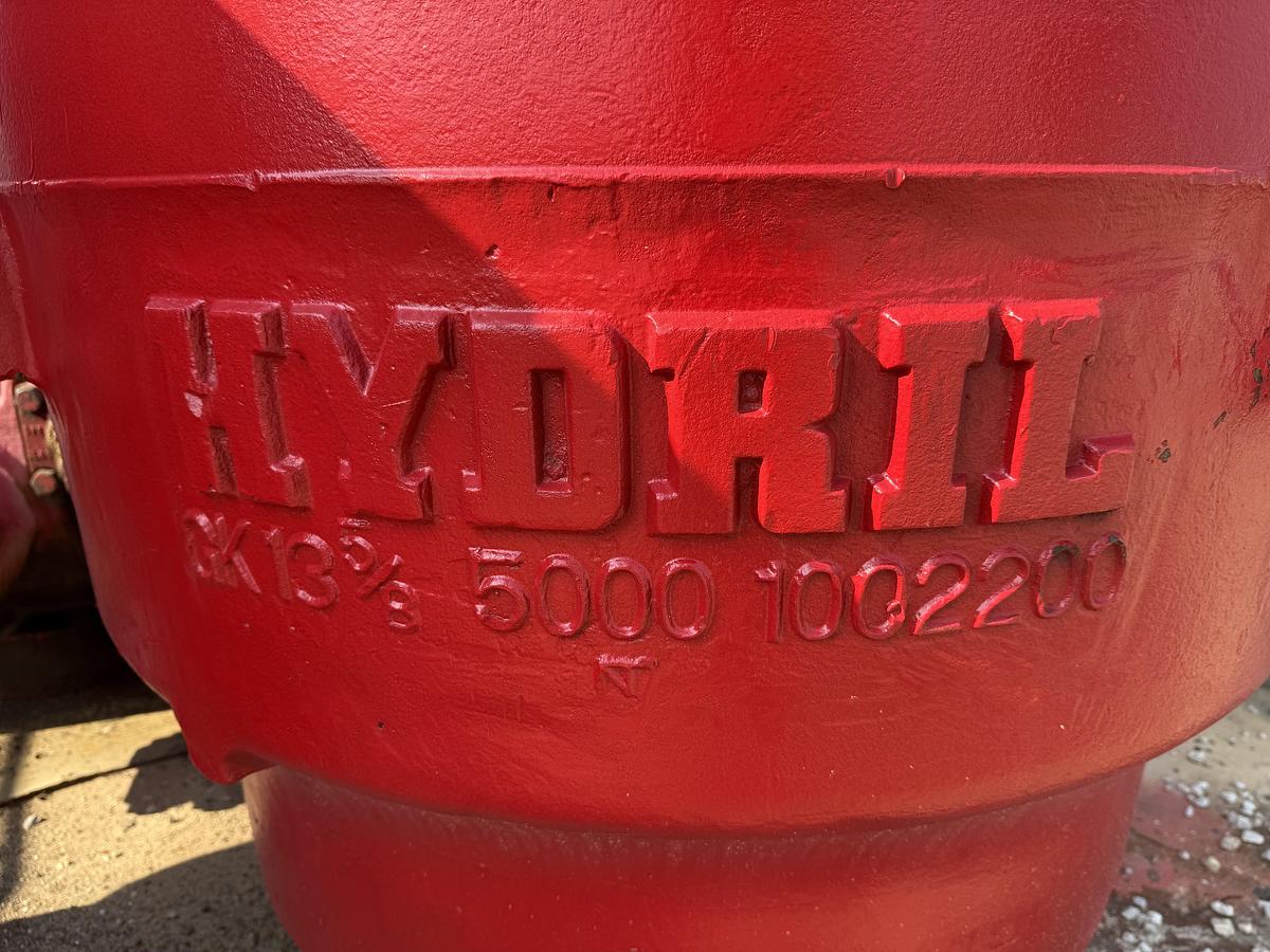 Used Annular 13-5/8" 5K Hydril BOP