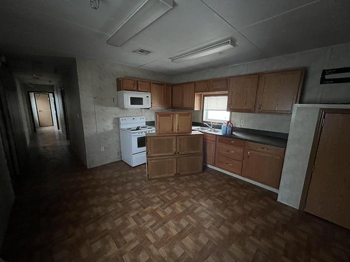 Used 2010 Ameritech Man Camp/ Rig House