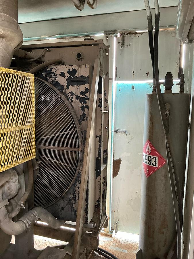 Used 2005 Cummins 500kw Diesel Generator