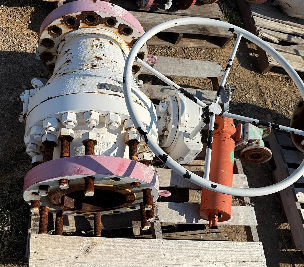 Used Pneumatic Actuator with 10" Valve