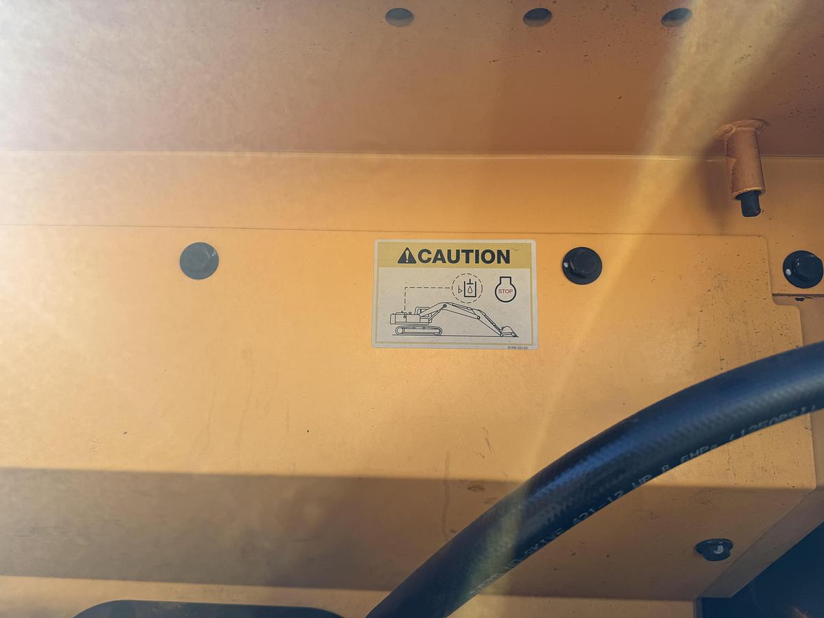 Used 2011 HYUNDAI ROBEX 250 LC9 EXCAVATOR