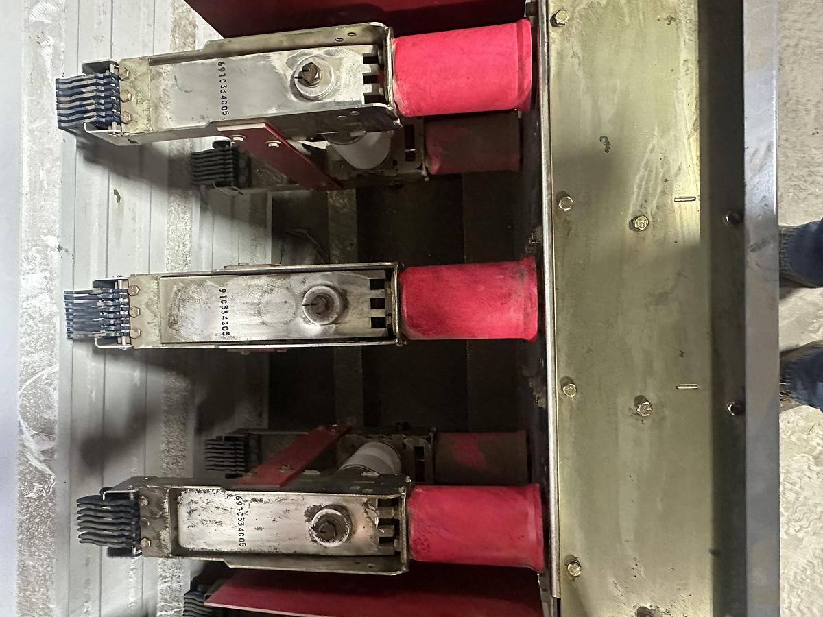 Used 2002 Cutler-Hammer 150VCB W500