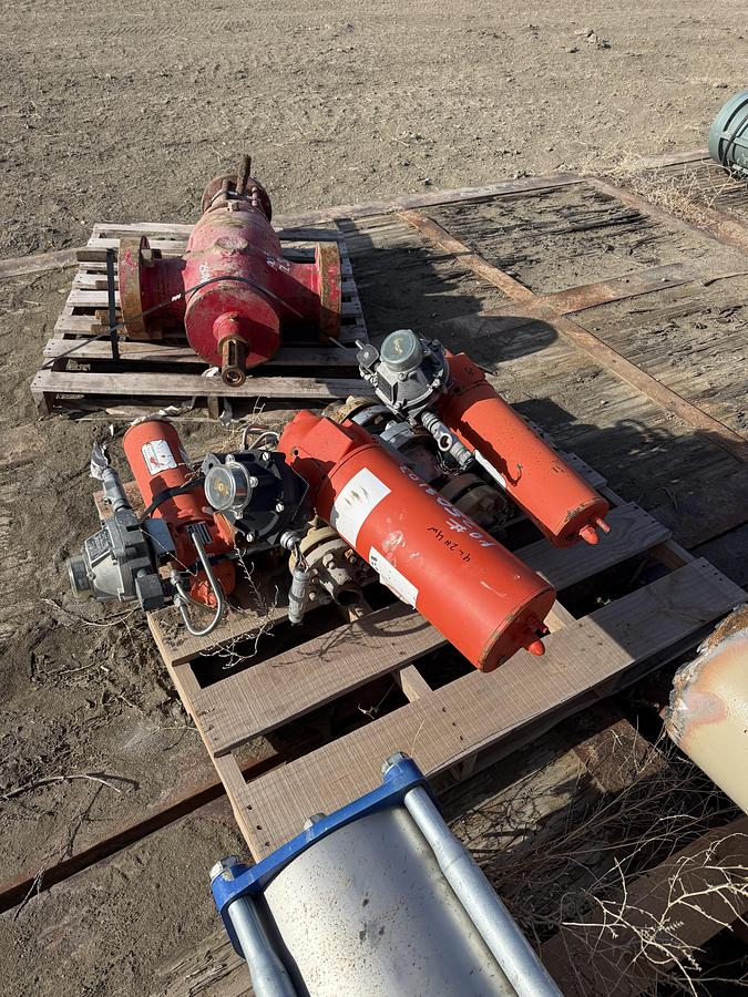 Used Bettis Natural Gas Actuators and Controllers