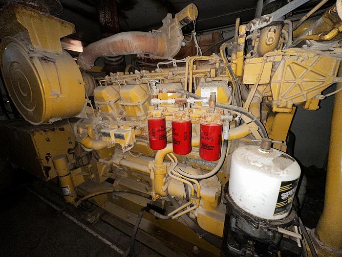 Used 2001 Cat 3508-B 800KW Generator