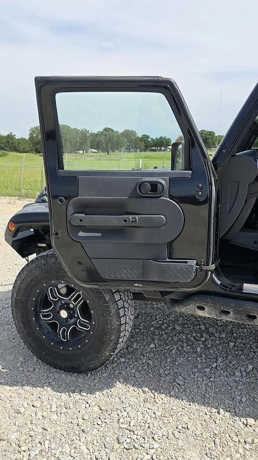 Used 2009 Jeep Wrangler Unlimited Sahara 4WD