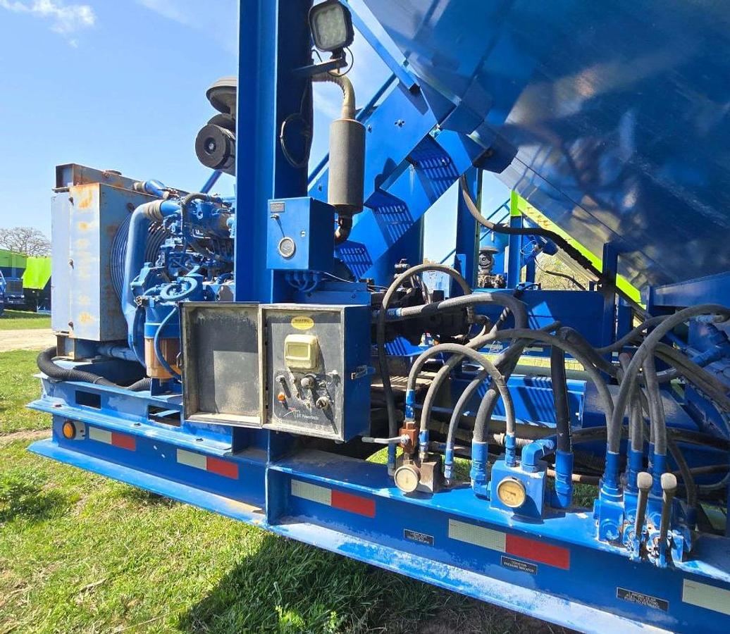 Used 2012 APPCO FS-40 T/A SAND HOG TRAILER