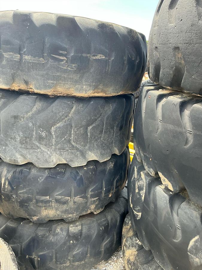 Used Dynamo DynaGrip Tires