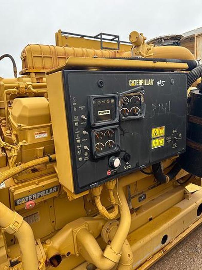 Used 2004 CAT 3512 B Engine w/Generator Drive