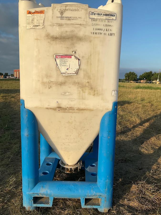 Used Snyder Flow Master Hopper