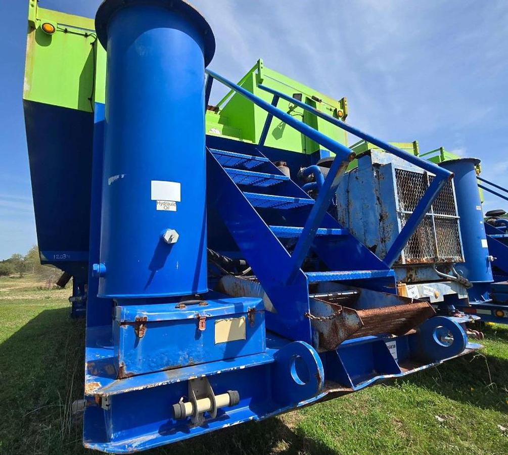 Used 2012 APPCO FS-40 T/A SAND HOG TRAILER