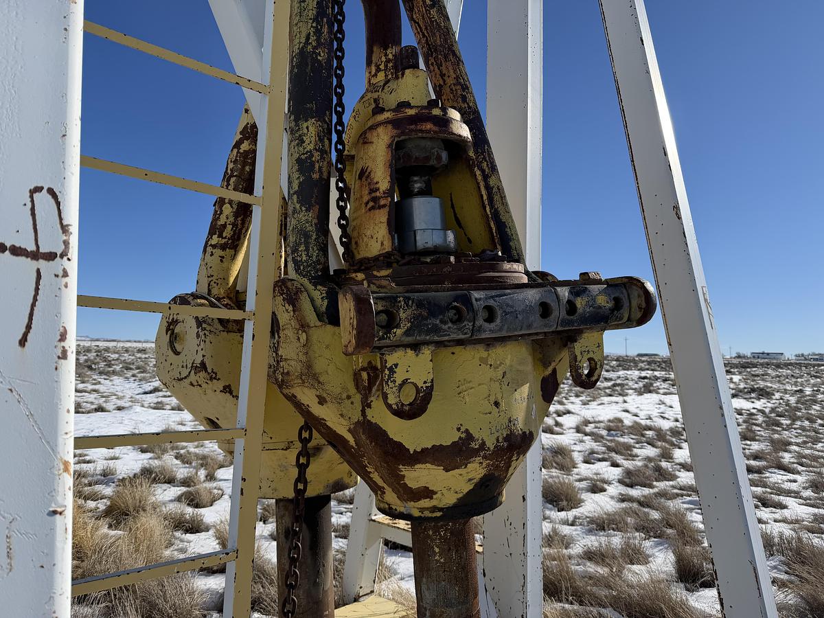 Used National P500 Swivel, 500 Ton 