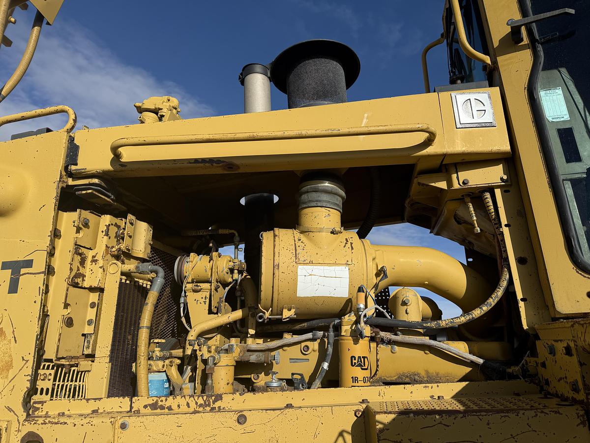 Used Caterpillar D9R Bulldozer 
