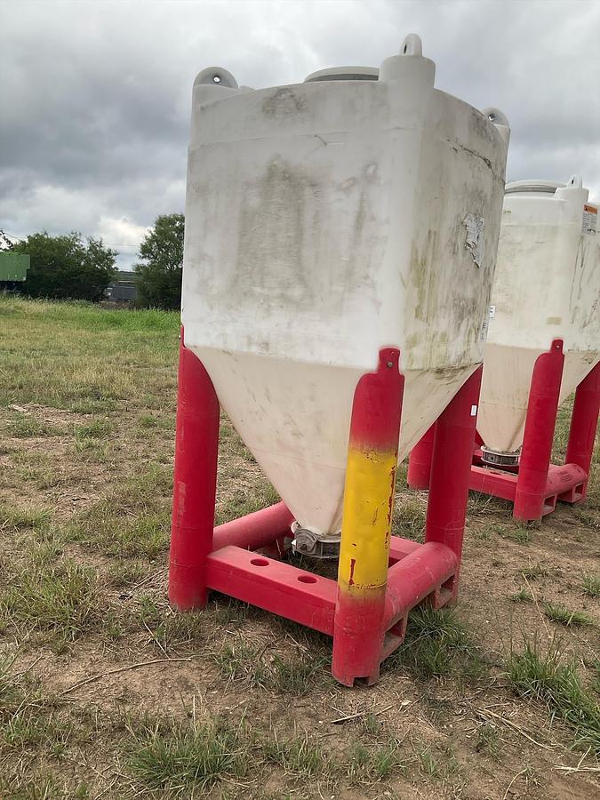 Used Snyder Flow Master Hopper