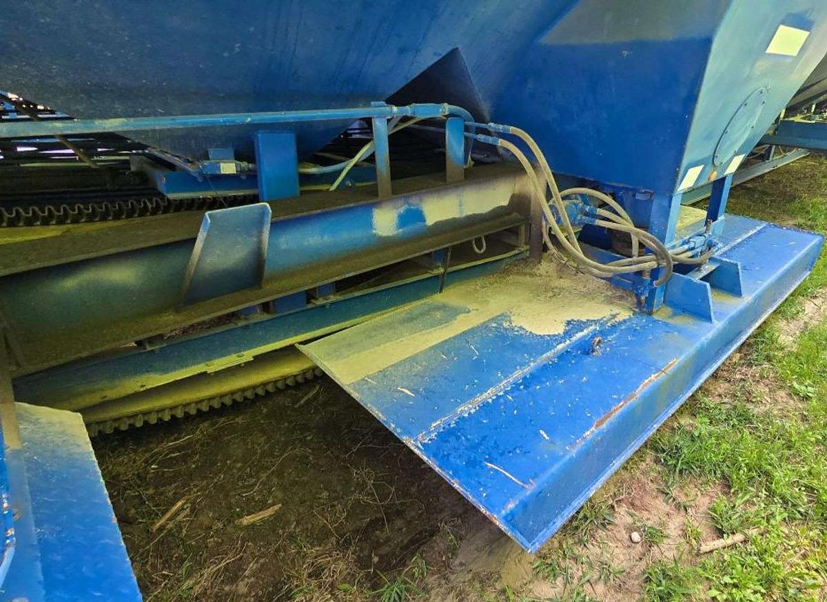 Used 2012 APPCO FS-40 T/A SAND HOG TRAILER