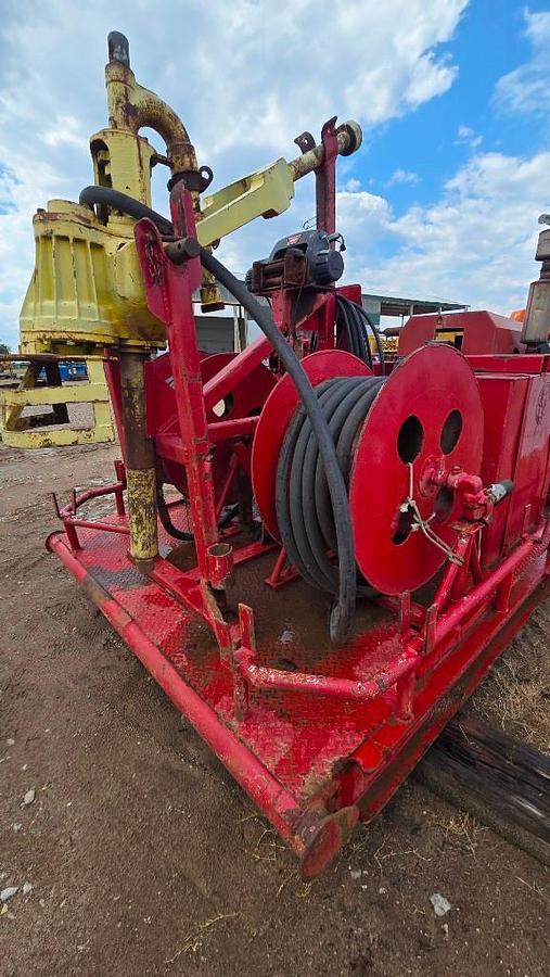 Used BOWEN 80 TON 2.5 POWER SWIVEL P/B CATERPILLAR C4.4, SKIDDED