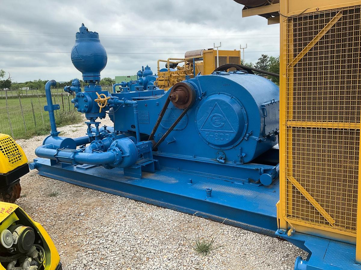 Used Continental Emsco F-800 Mud Pump 