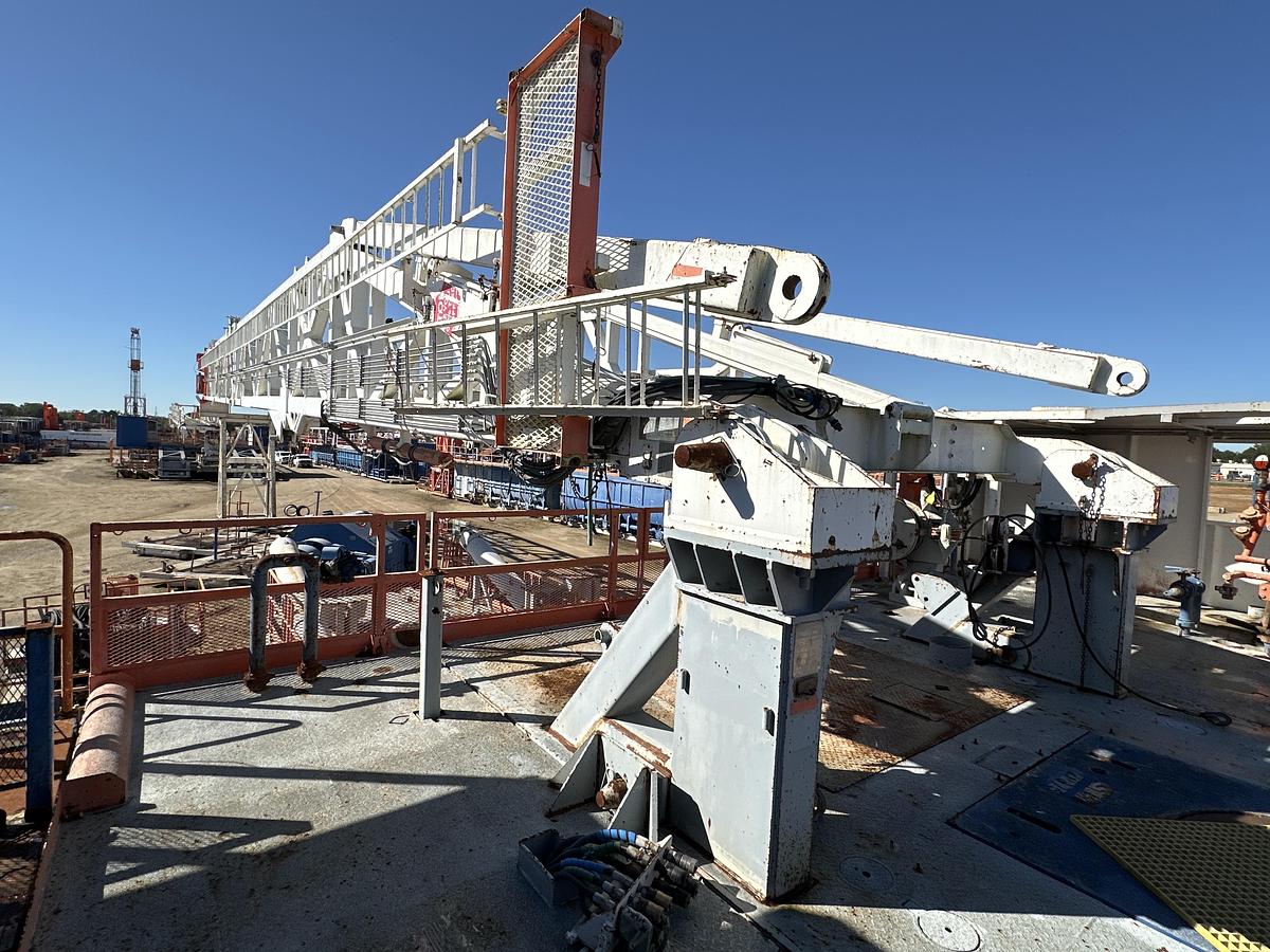 Refurbished NOV IDEAL RIG 1500 HP WALKING DRILL RIG