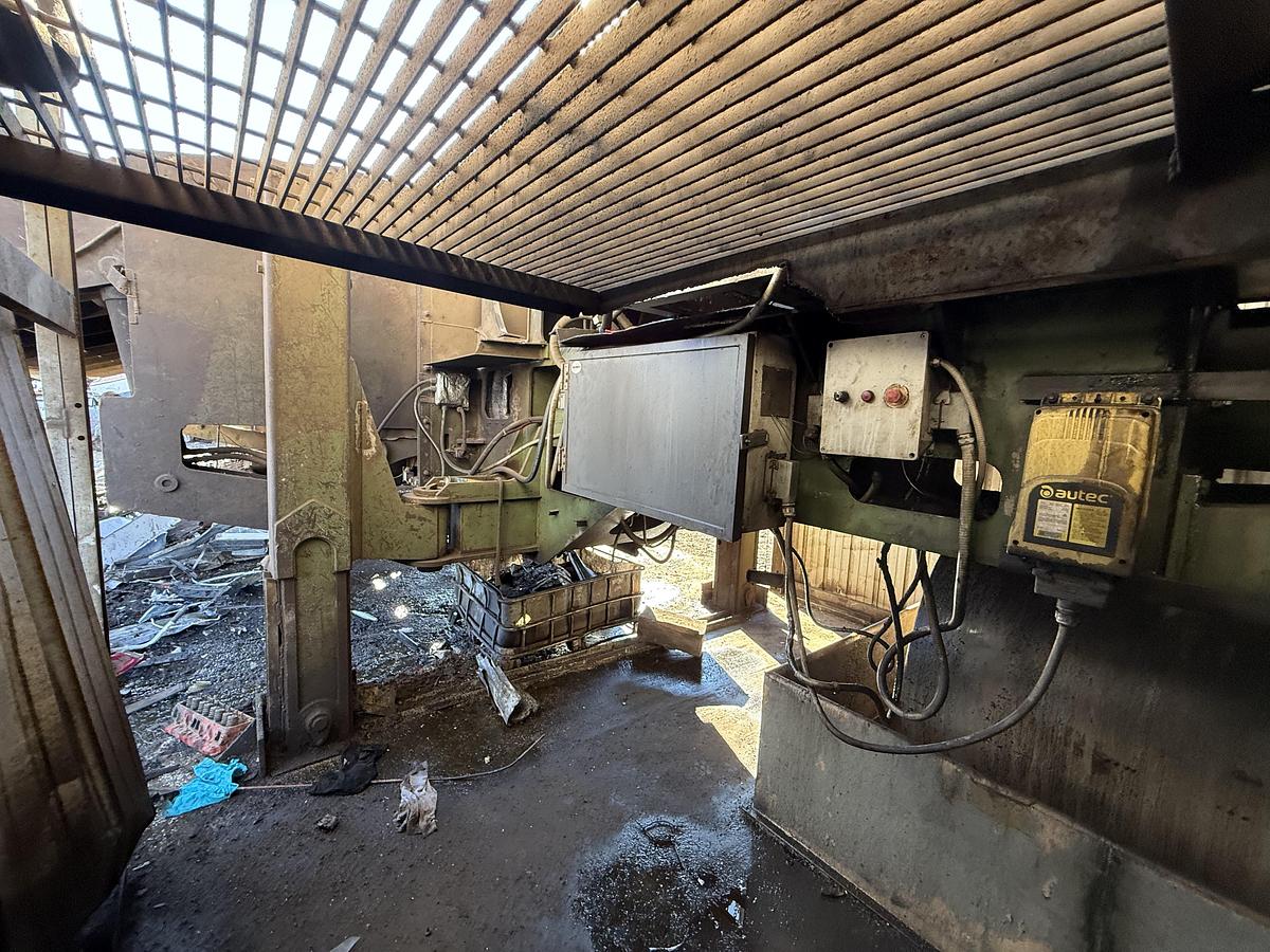 Used SIERRA 700 BALER SHEAR