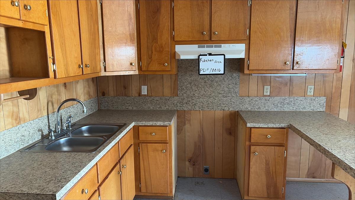 Used Crew House, Man Camp