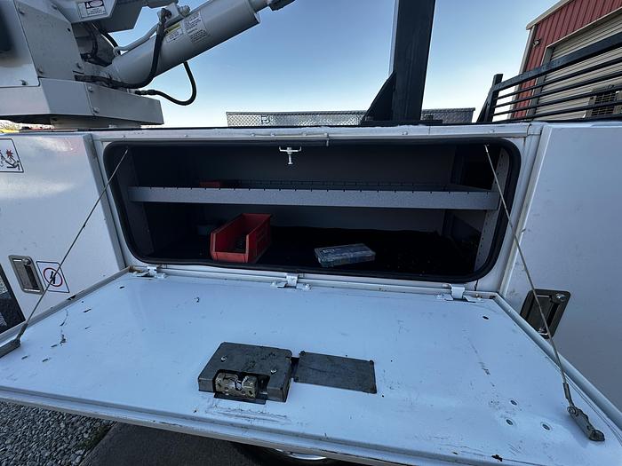 Used 2014 Ford F-450 Service Truck