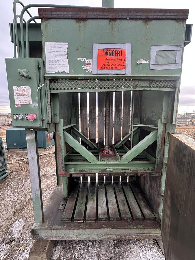 Used 2000 APPCO SAND KING older