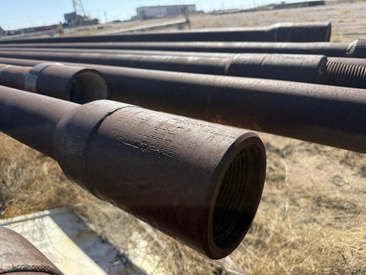 Used Drill Pipe 4-1/2 in - Range 3 - G-105 - Rack 41