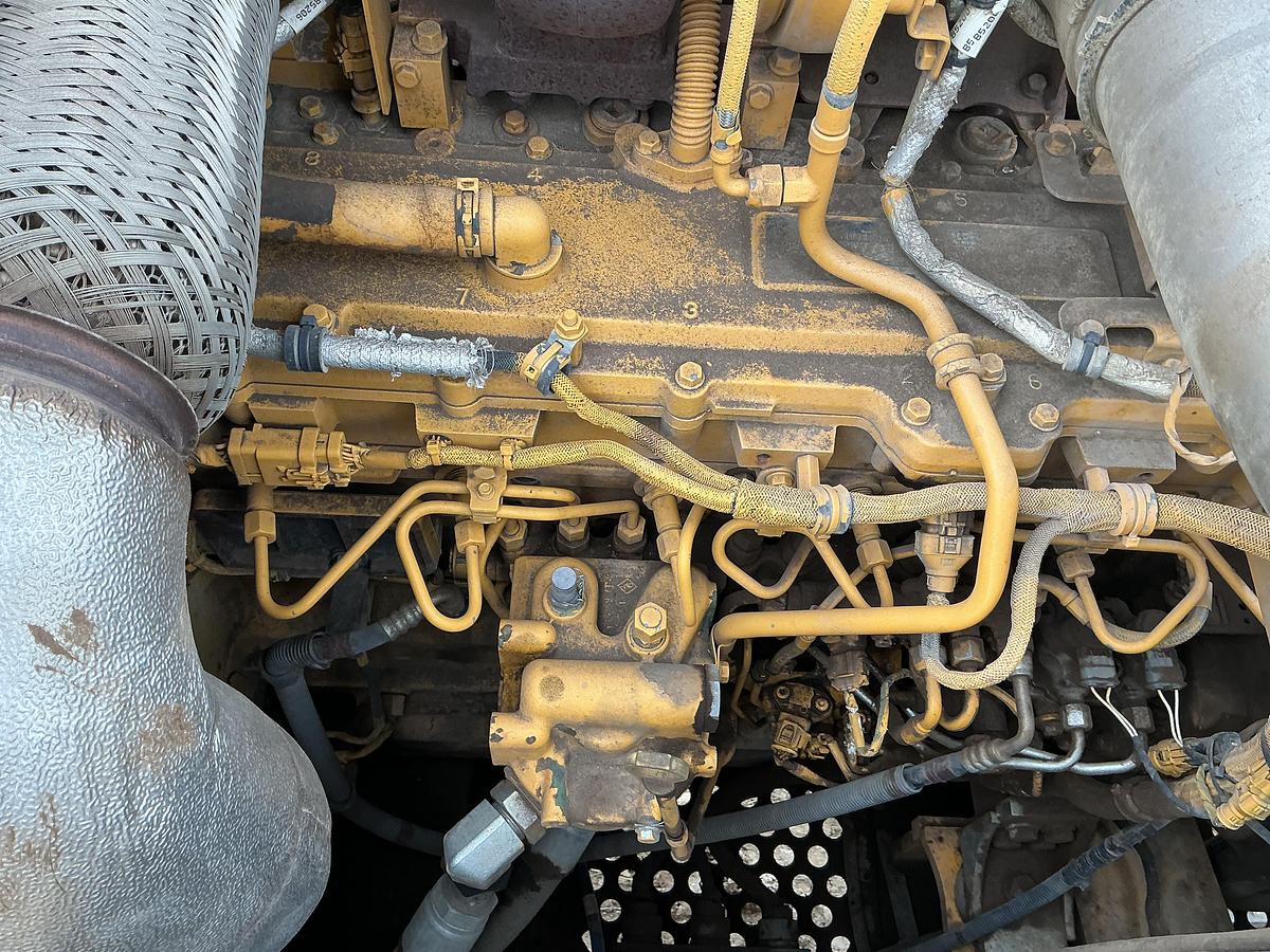 Used 2015 DEERE 350G-LC