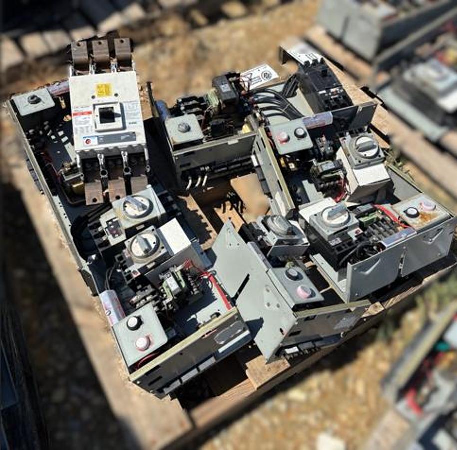 Used Main Breaker - GE Control Panel 60 HZ, 460 V, Size 1