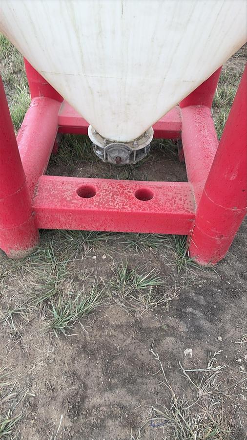 Used Snyder Flow Master Hopper