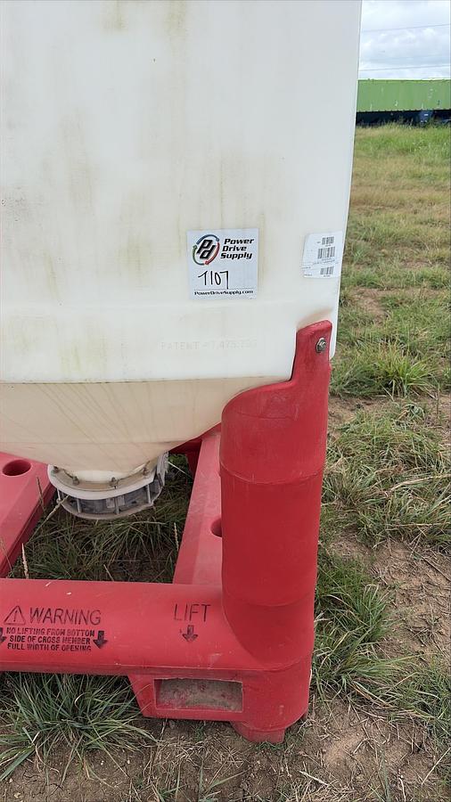 Used Snyder Flow Master Hopper