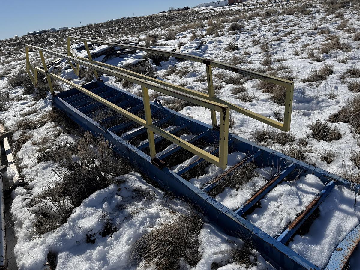 Used Skid, Stairs, Table, Rig #323 