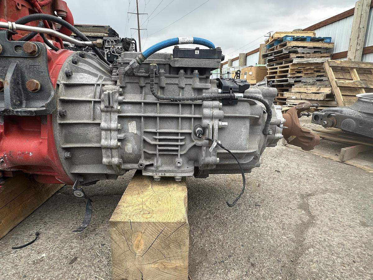 Used 2021 Cummings engine AND Eaton transmission Engine:X15 500