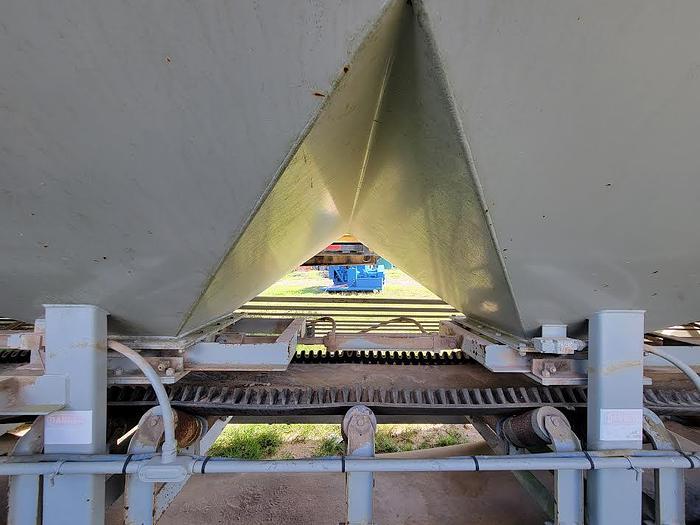 Used 2010 Appco  4,000 Cubic FT Moble Sand Storage Trailer