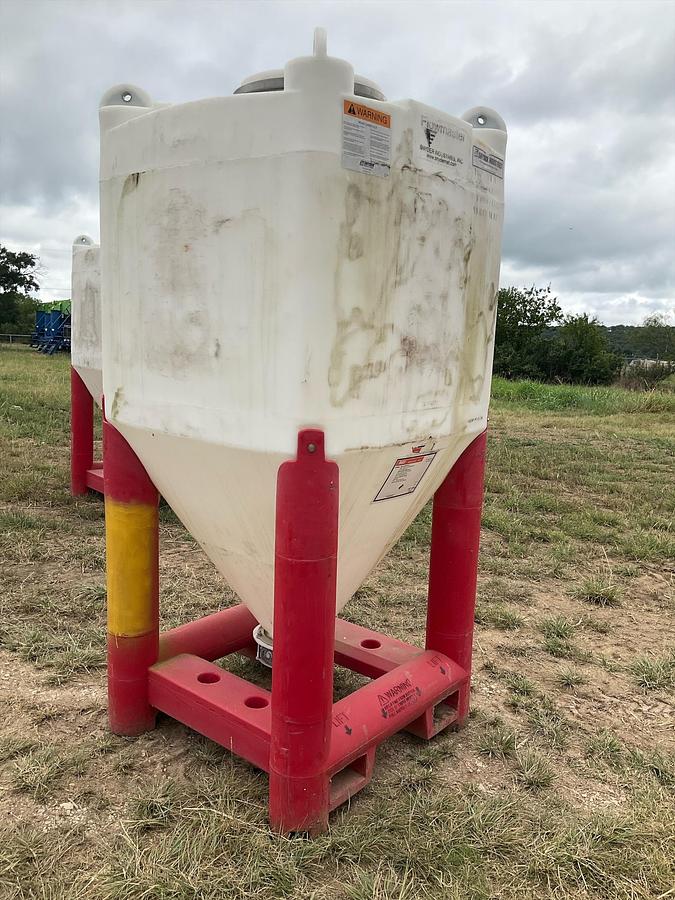Used Snyder Flow Master Hopper