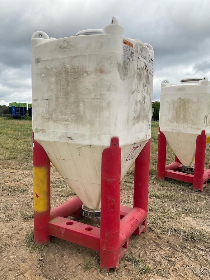 Used Snyder Flow Master Hopper
