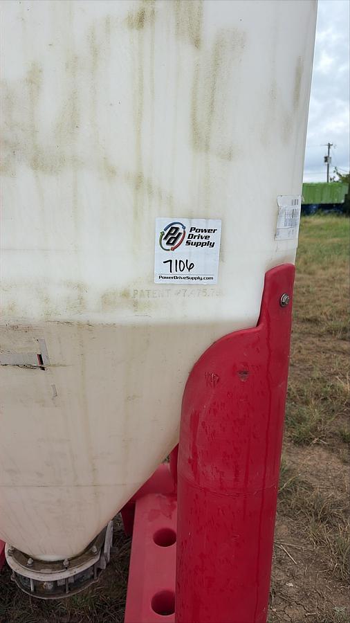 Used Snyder Flowmaster Vertical Hopper 68CF