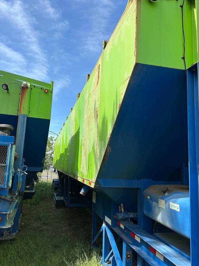 Used 2012 APPCO FS-40 T/A SAND HOG TRAILER