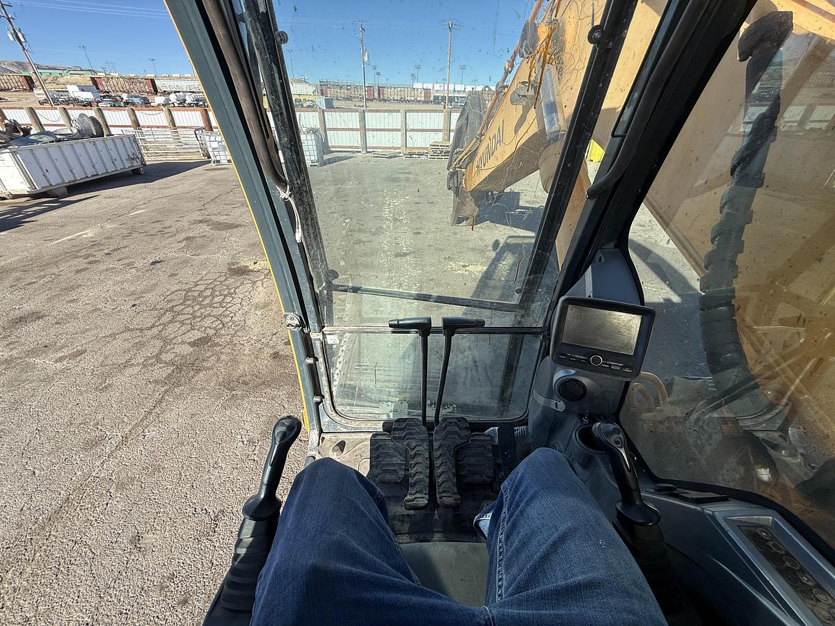 Used 2011 HYUNDAI ROBEX 250 LC9 EXCAVATOR