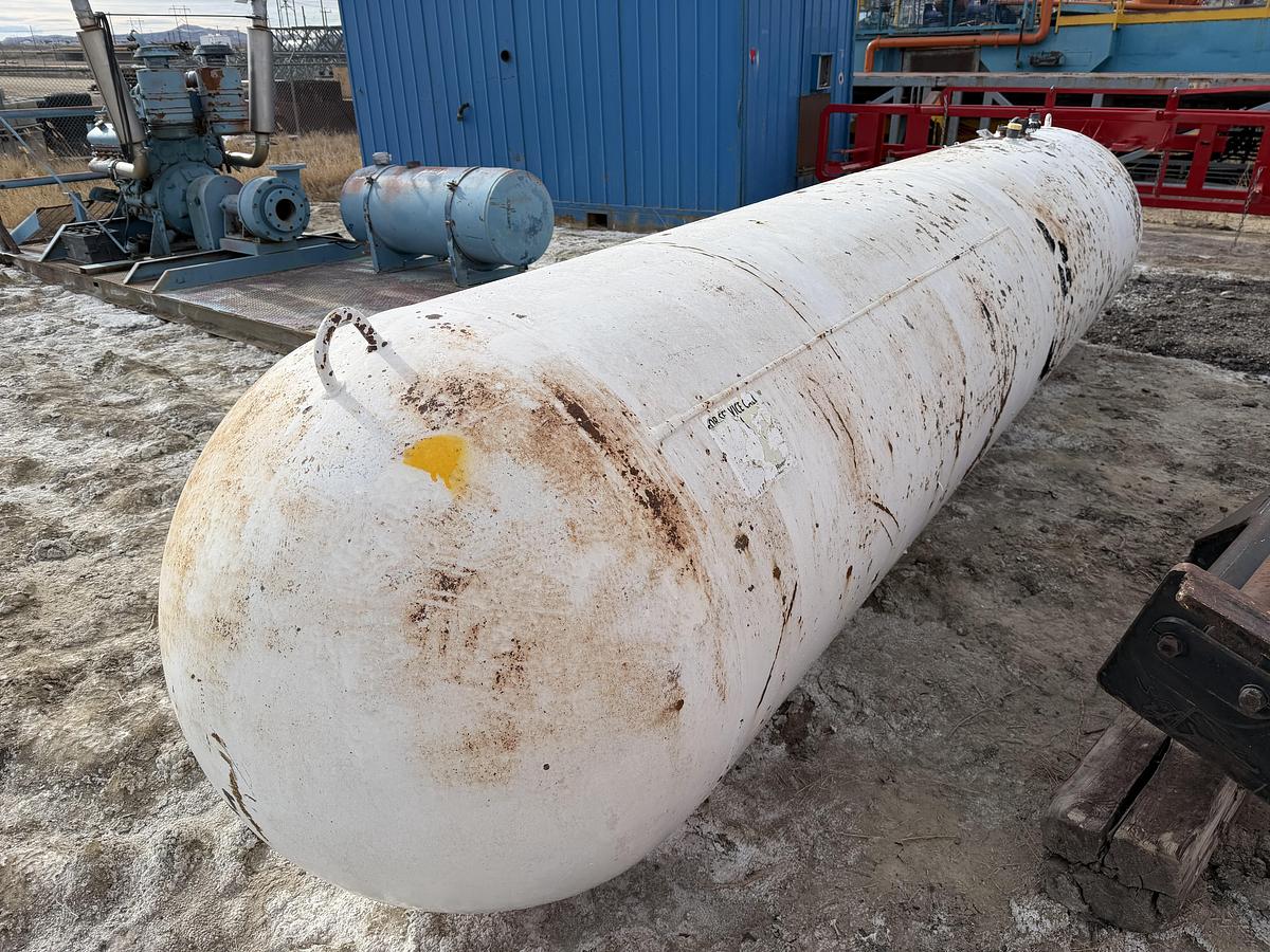 Used Eaton Metal Products 1000 Gallon Propane Tank