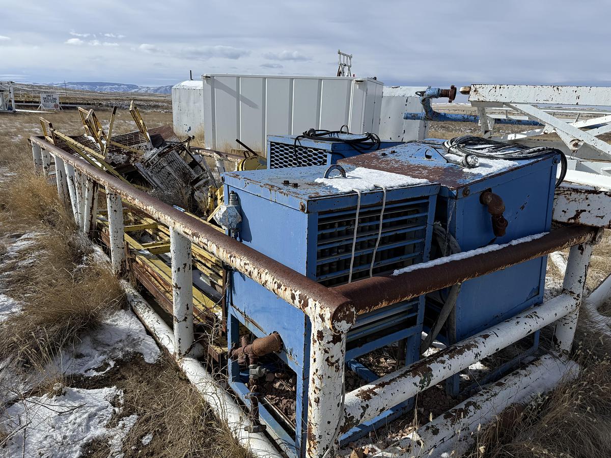 Used Junk Tub with Air Tugged Railing Coolers Rig #235