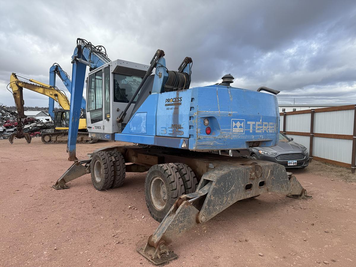 Used 2014 FUCHS MHL 335