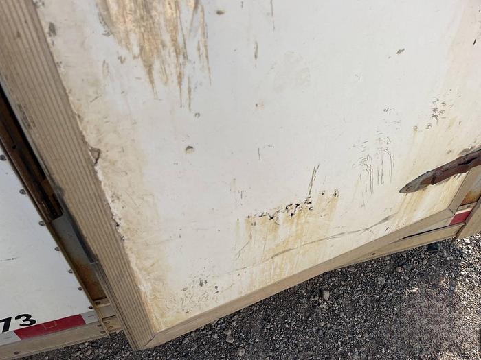 Used 2010 CARGO CRAFT 21 ft T/A Doghouse Trailer