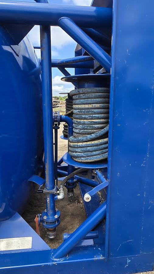 Used 425 Cu Ft Vertical Dry Friction Reducer Silo