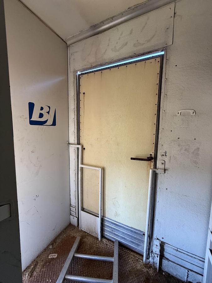 Used 1999 Hyundai Work Trailer