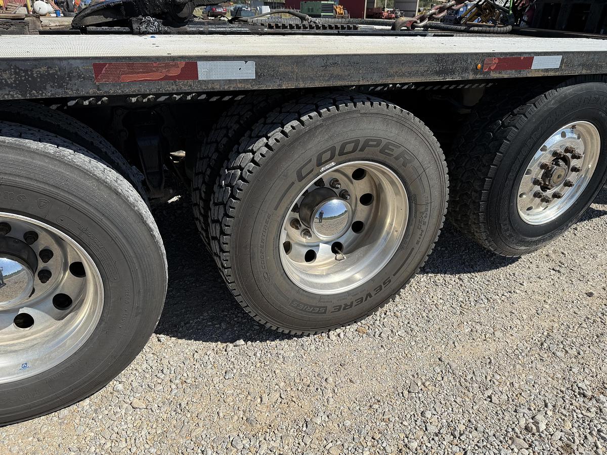 Used 2020 Western Star 4900SB Winch Truck w/Conventional Sleeper