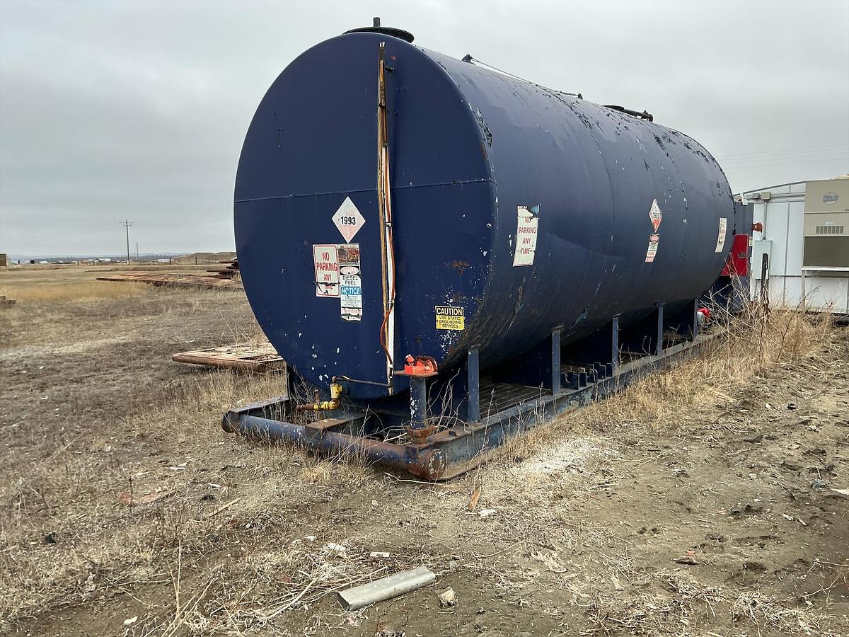 Used Welded Steel Fuel Tank w/Lubester