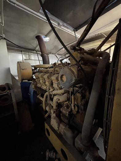 Used PZ9 Powered by CAT 3508 Engine, Pump House